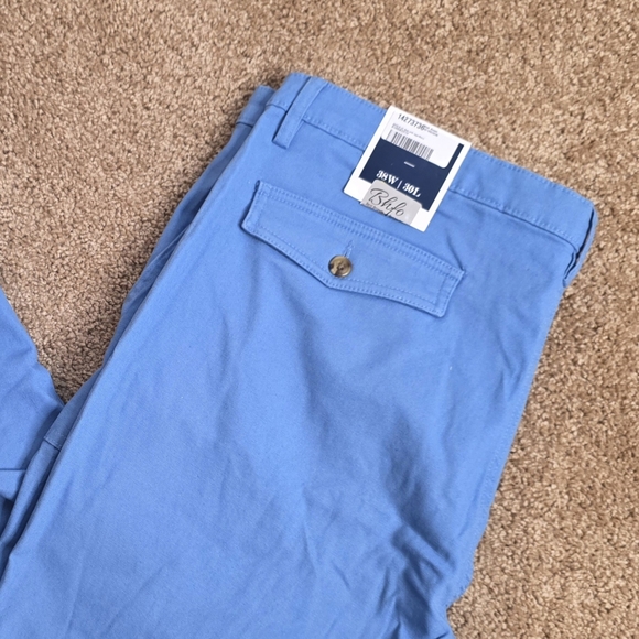 Club Room Men's Classic Fit Solid Straight Leg Pants Blue Size 38x30 NWT 2664V - Picture 2 of 13